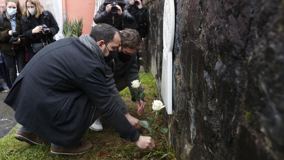 Homenaje a José María Piris en Azkoitia.