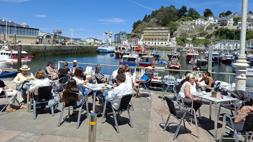 Adjudicado el aseo autolimpiable del puerto de Luarca en 45.200 euros y estará operativo antes de final de año
