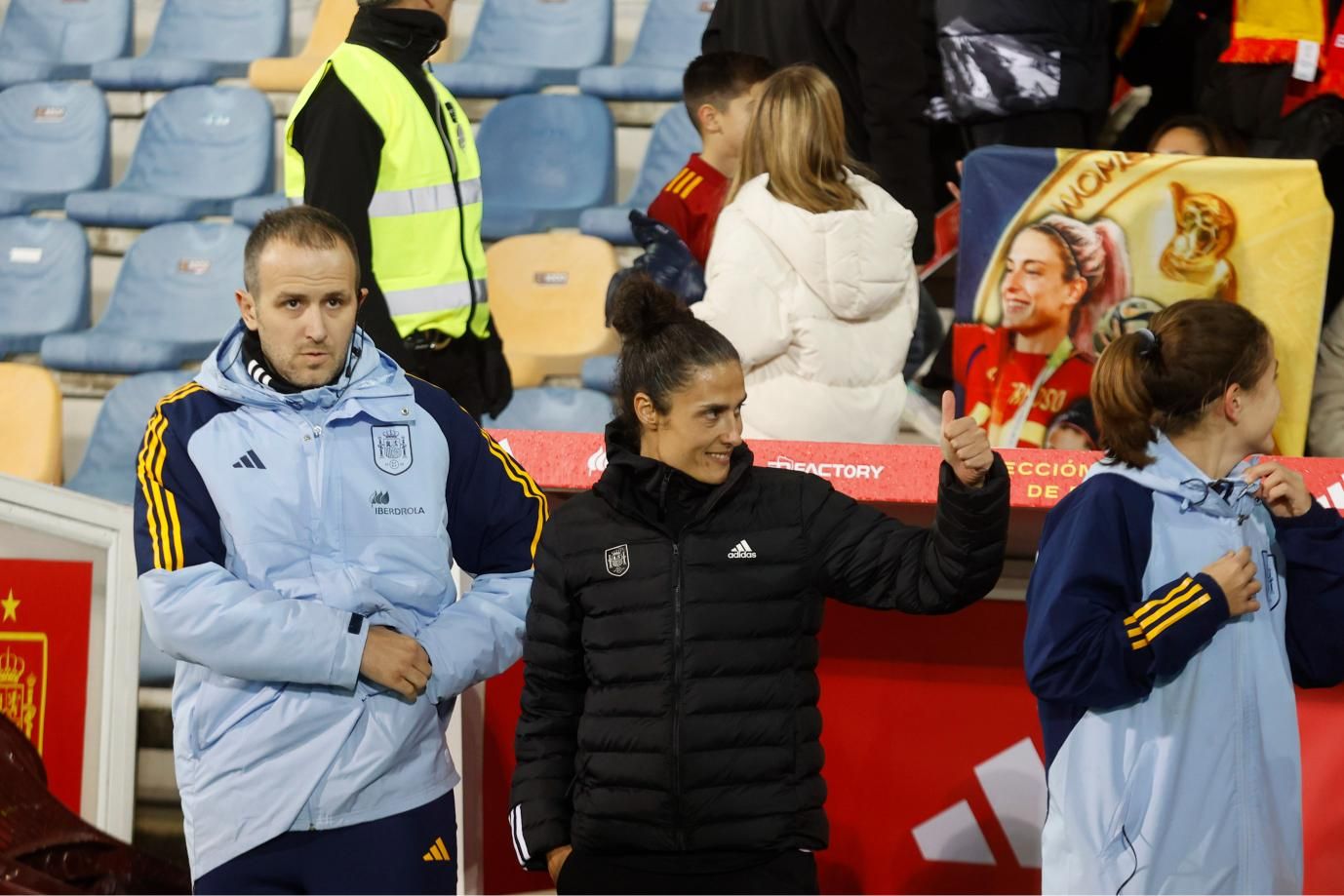 La afición se vuelca con las campeonas del mundo