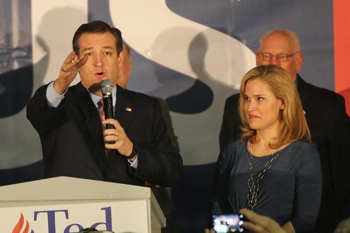Hillary Clinton i Ted Cruz guanyen a Iowa