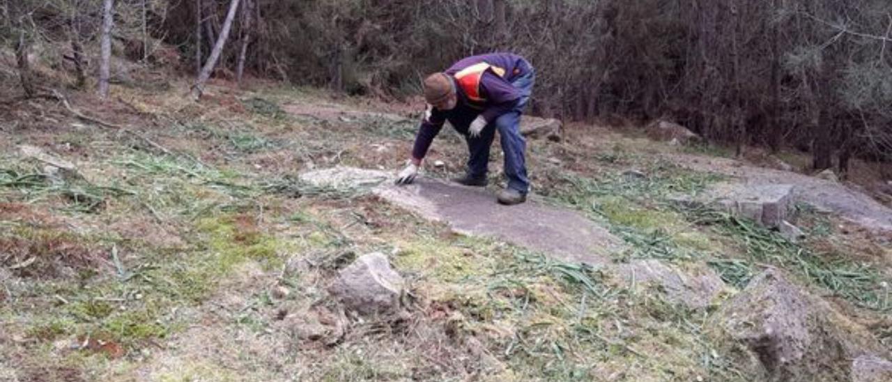 Trabajos de acondicionamiento en los petroglifos de Pedras Minas.