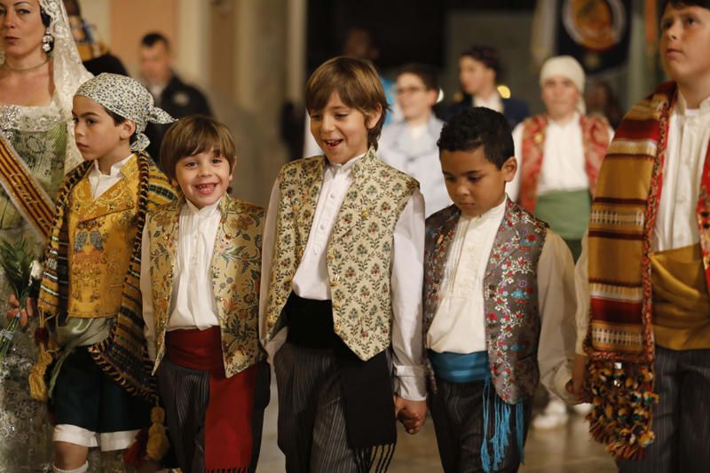 Comisiones falleras que han desfilado hasta las 23:00 horas.