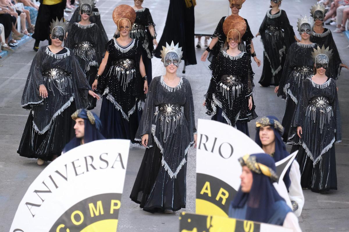 La Entrada Mora de las fiestas de Novelda, en imágenes