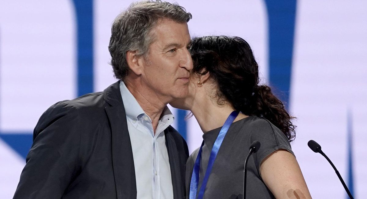 Alberto Núñez Feijóo e Isabel Díaz Ayuso, en el Congreso Nacional del PP.