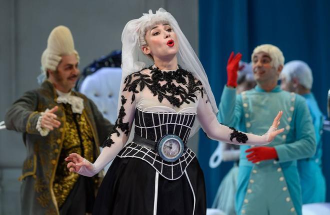 ‘La Cenerentola’ pop triomfa al Liceu
