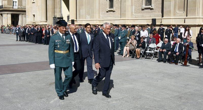 La Guardia Civil rinde homenaje a la Virgen del Pilar, su patrona.