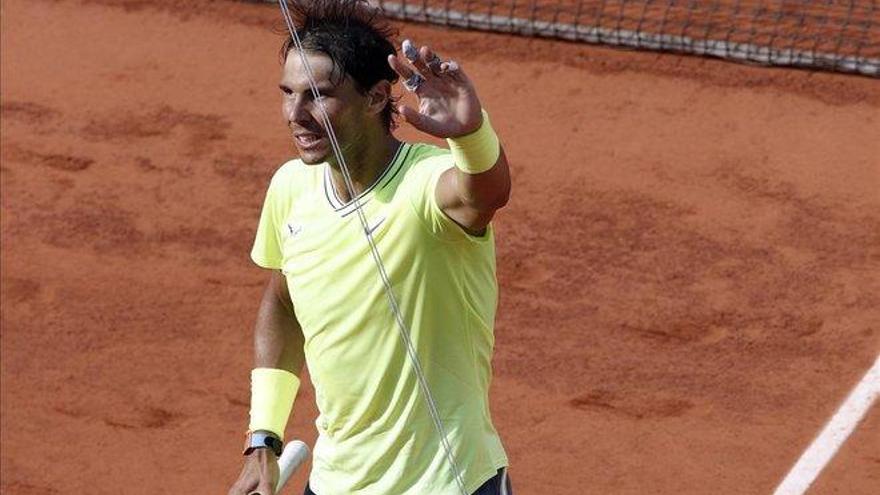 Rafa Nadal se queja de las cámaras de TV en Roland Garros