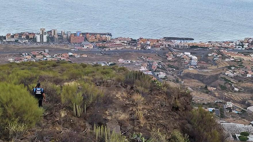 Detienen a dos jóvenes después de una larga fuga en Candelaria