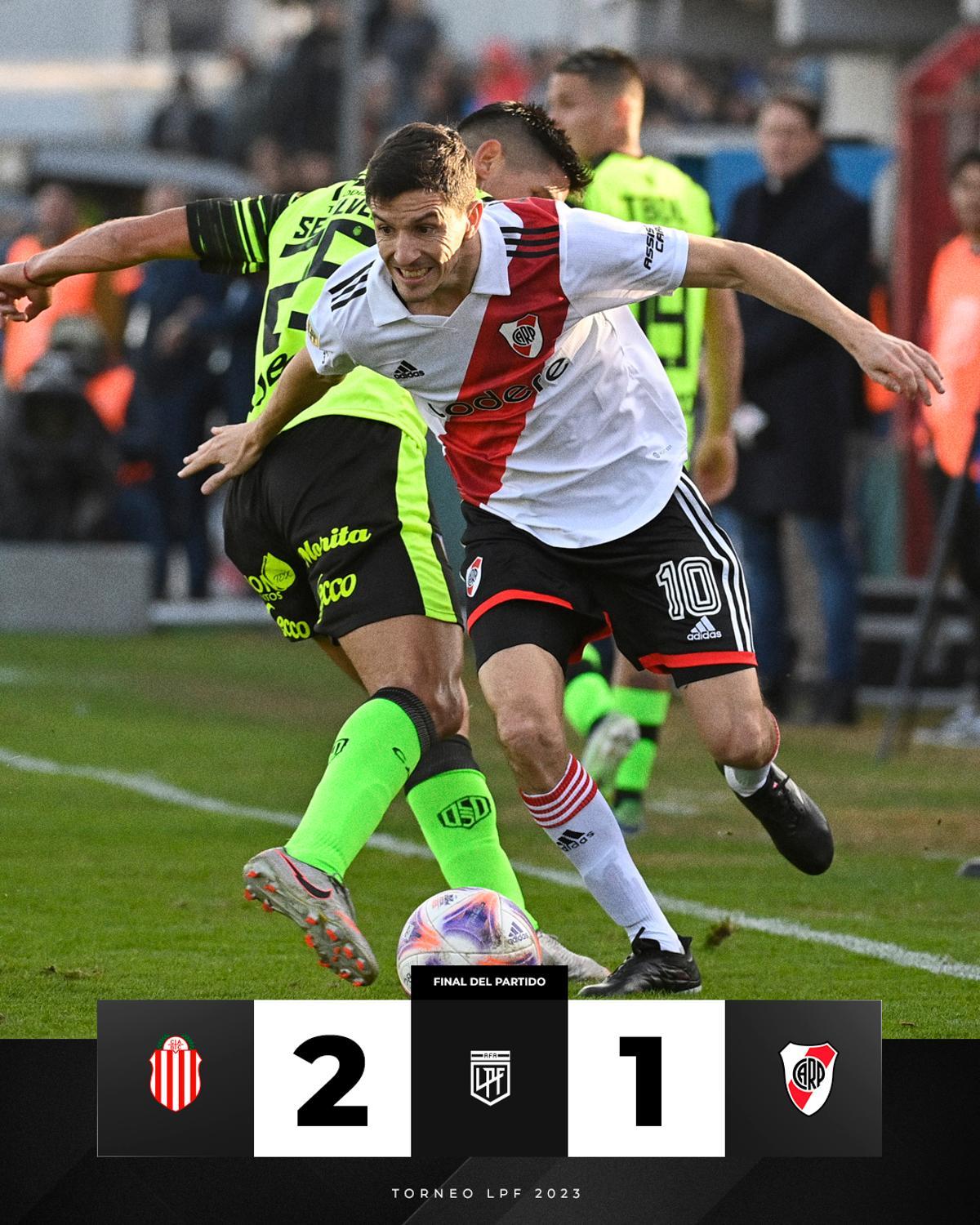 Imagen del encuentro entre el River y Barracas