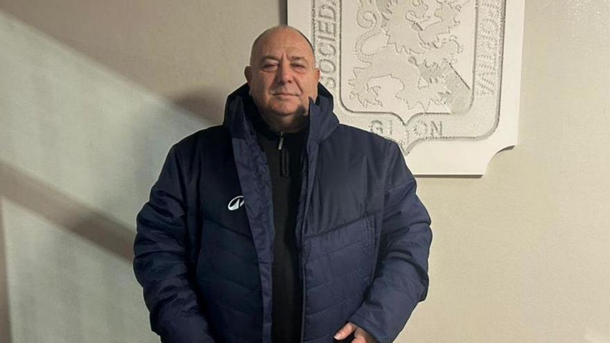 Marcelino Álvarez,  en los campos del  Llano 2ooo. | A. M.