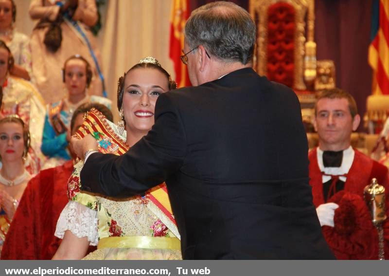 GALERÍA DE FOTOS -- Exaltación de las reinas falleras en Burriana