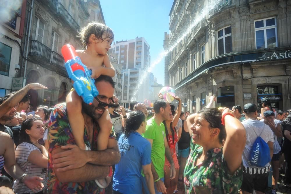 ¡Búscate en la Fiesta del Agua de Vilagarcía!