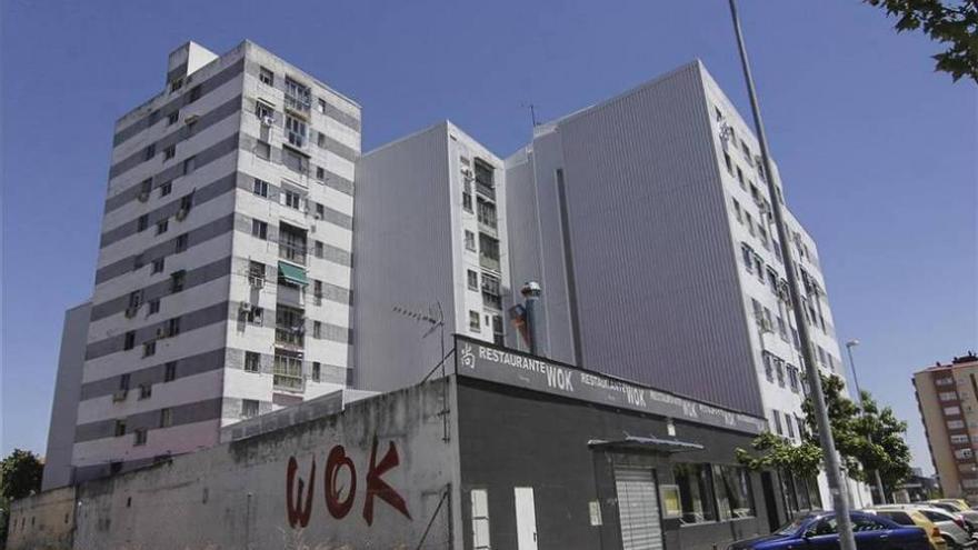 La obra del edificio Wok de Cáceres, pendiente de la aseguradora