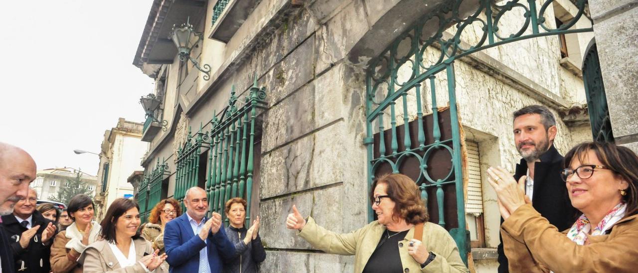 Visita a la Casa Jaureguízar, tras ser adquirida por el Concello de Vilagarcía.   | // Iñaki Abella