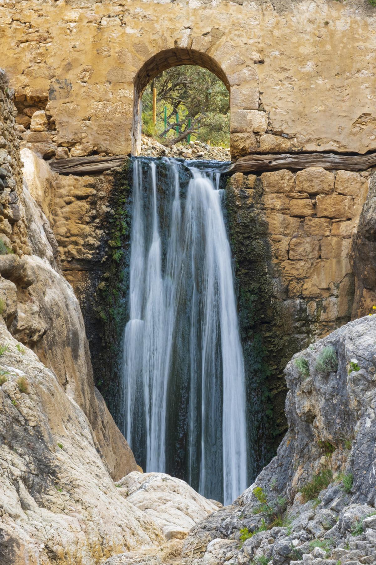 Cascada en el río Salado, en Navarra.