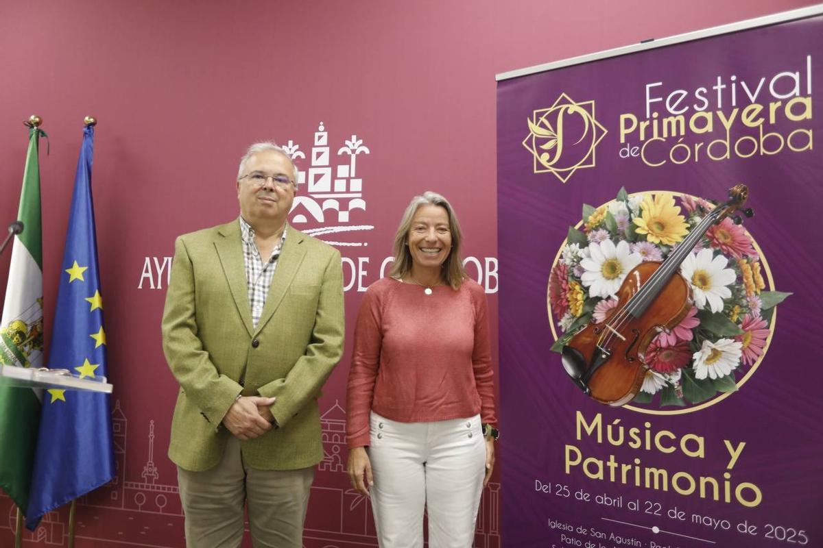 Juan Miguel Moreno Calderón e Isabel Albás, en la presentación del Festival Primavera de Córdoba.