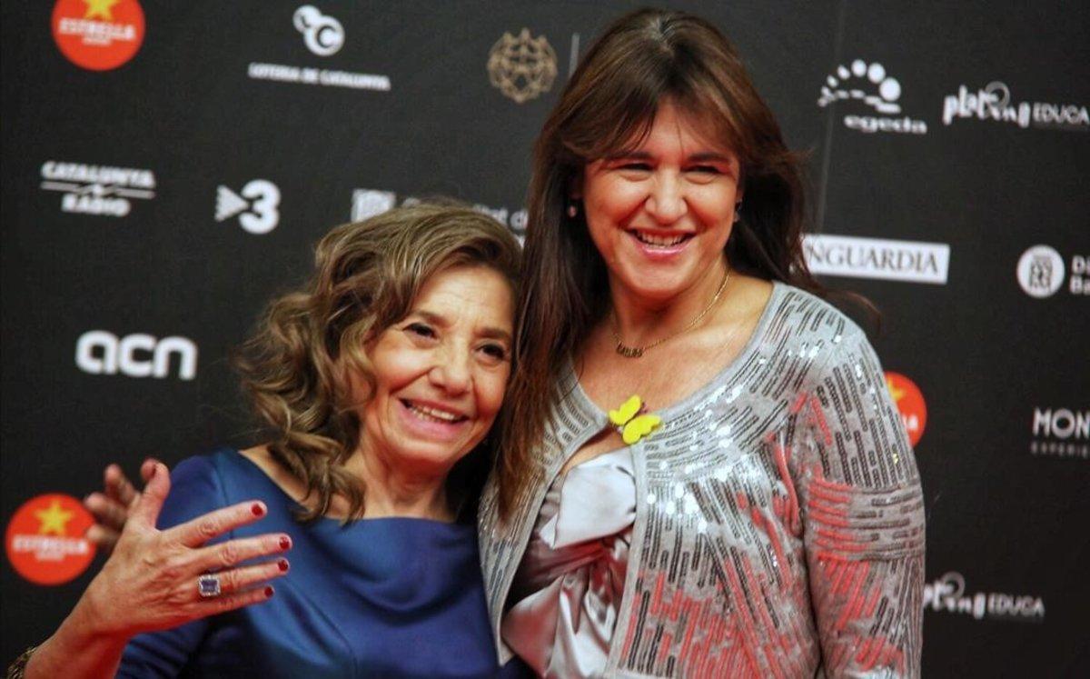 La ’consellera’ de Cultura, Laura Borràs, y la presidenta de la Acadèmia del Cinema Català, Isona Passola.