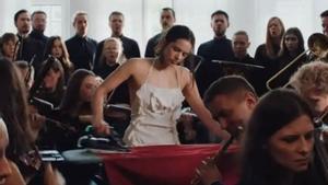 Una imatge del vídeoclip de ‘Berghain’. | A