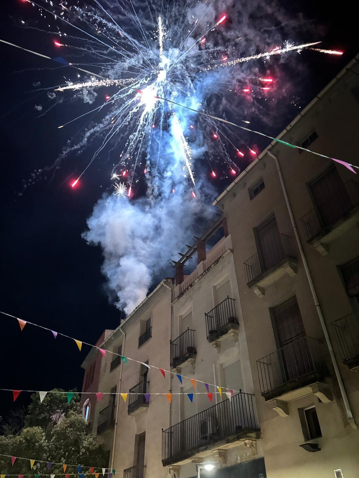 El Castell de focs que va donar la festa per acabada
