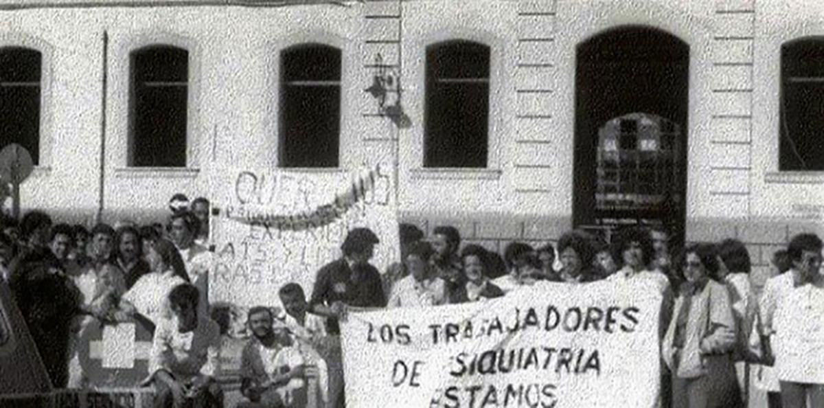 Manifestación de trabajadores de Psiquiatría en el Civil.