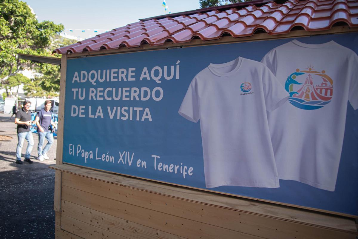 Abre en Santa Cruz una información de la visita del papa a Tenerife Abre en Santa Cruz una información de la visita del papa a Tenerife