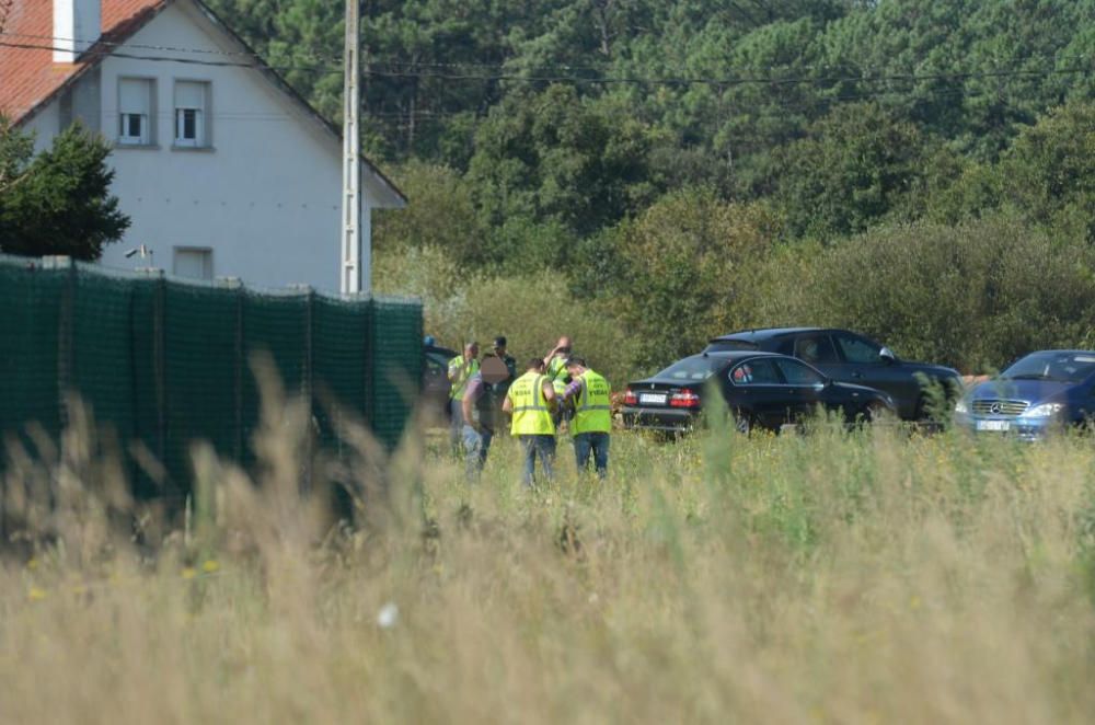 Un hombre mata a su exmujer, a su excuñada y a su exsuegra en Valga delante de sus dos hijos