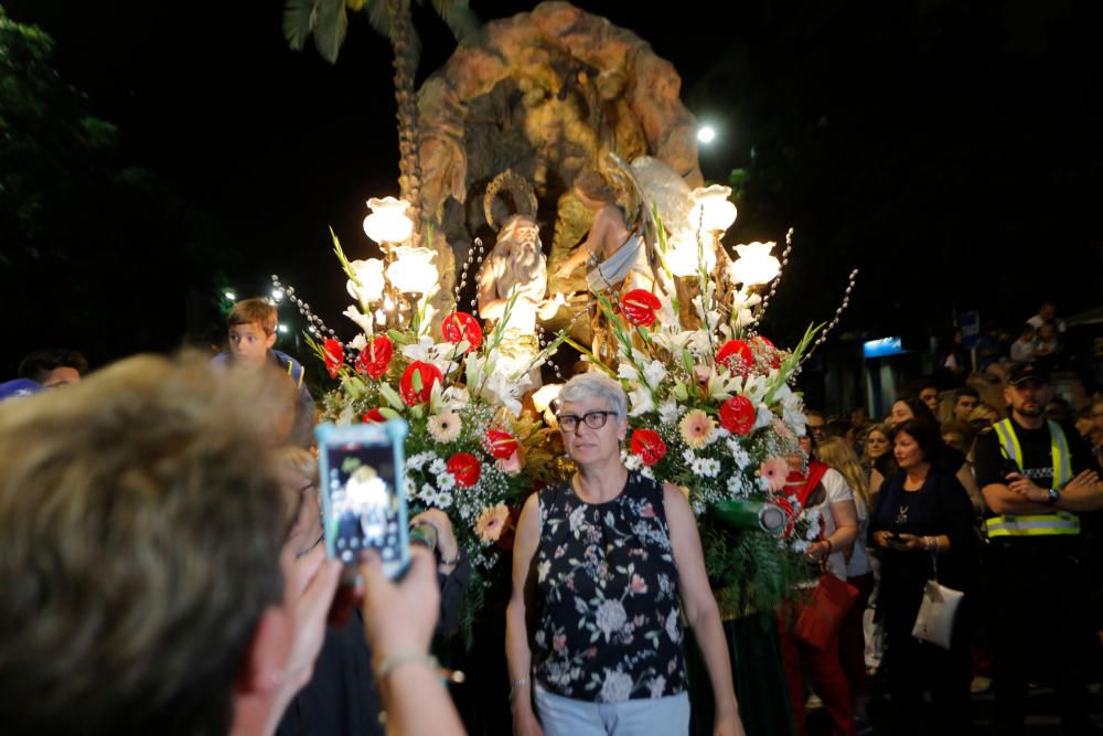 Instante de la Passejà de Sant Onofre celebrada el sábado por la noche en Quart de Poblet.