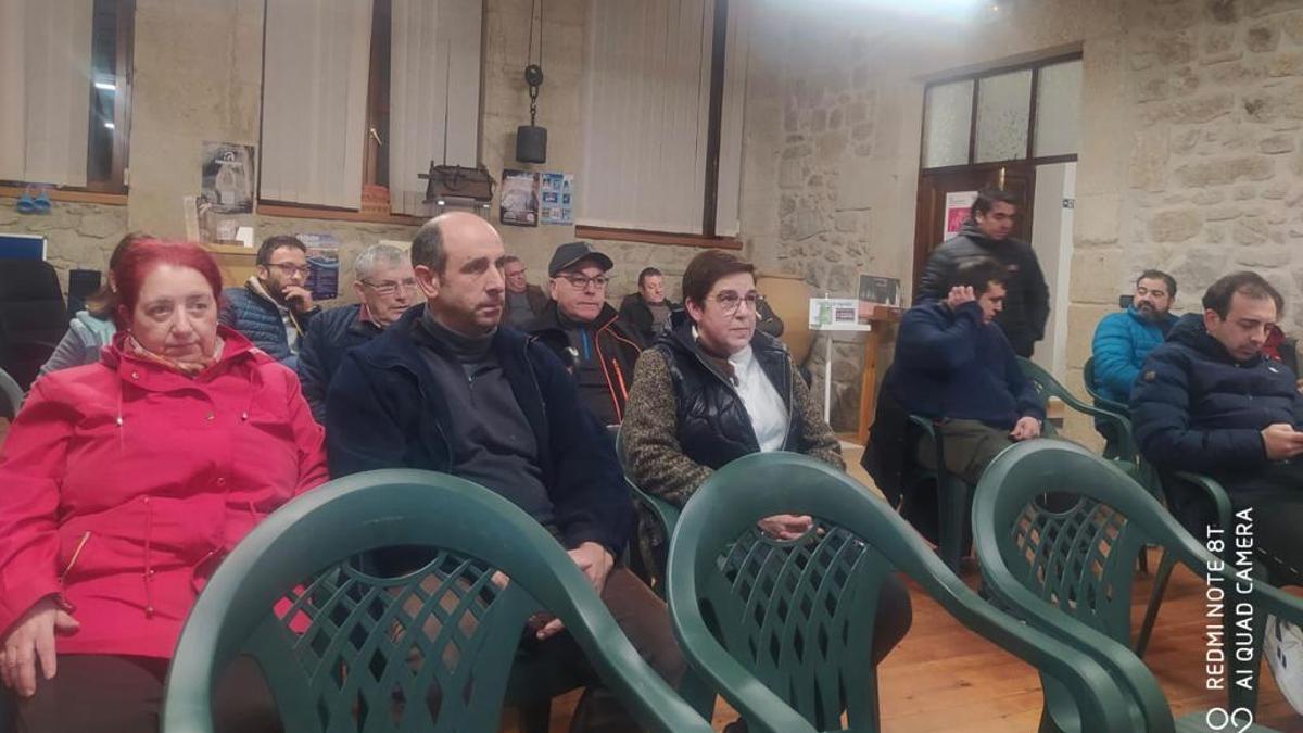 Empresarios asistentes a la reunión celebrada en Fermoselle