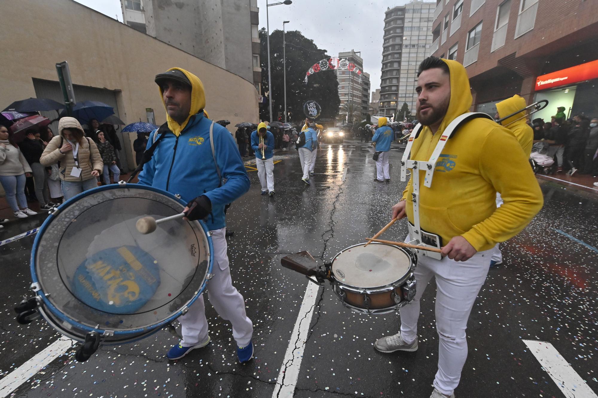 Teatro y música en el desfile de animación de la Magdalena