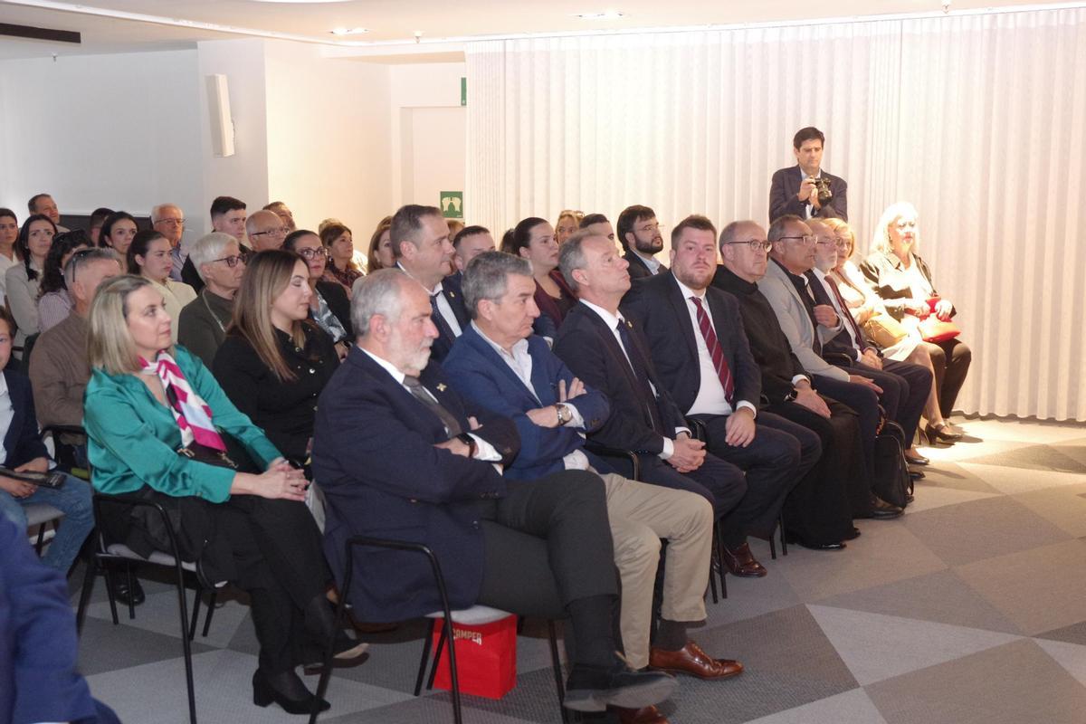 Fotos de la inaguración de la exposición 'Aquella Virgen del Perchel' de la cofradía de la Misericordia