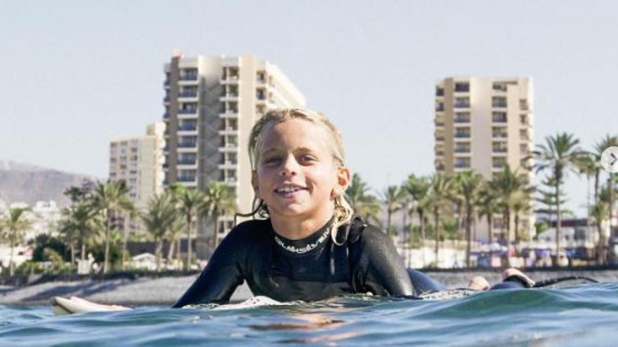 Cairo García, el surfero de 10 años