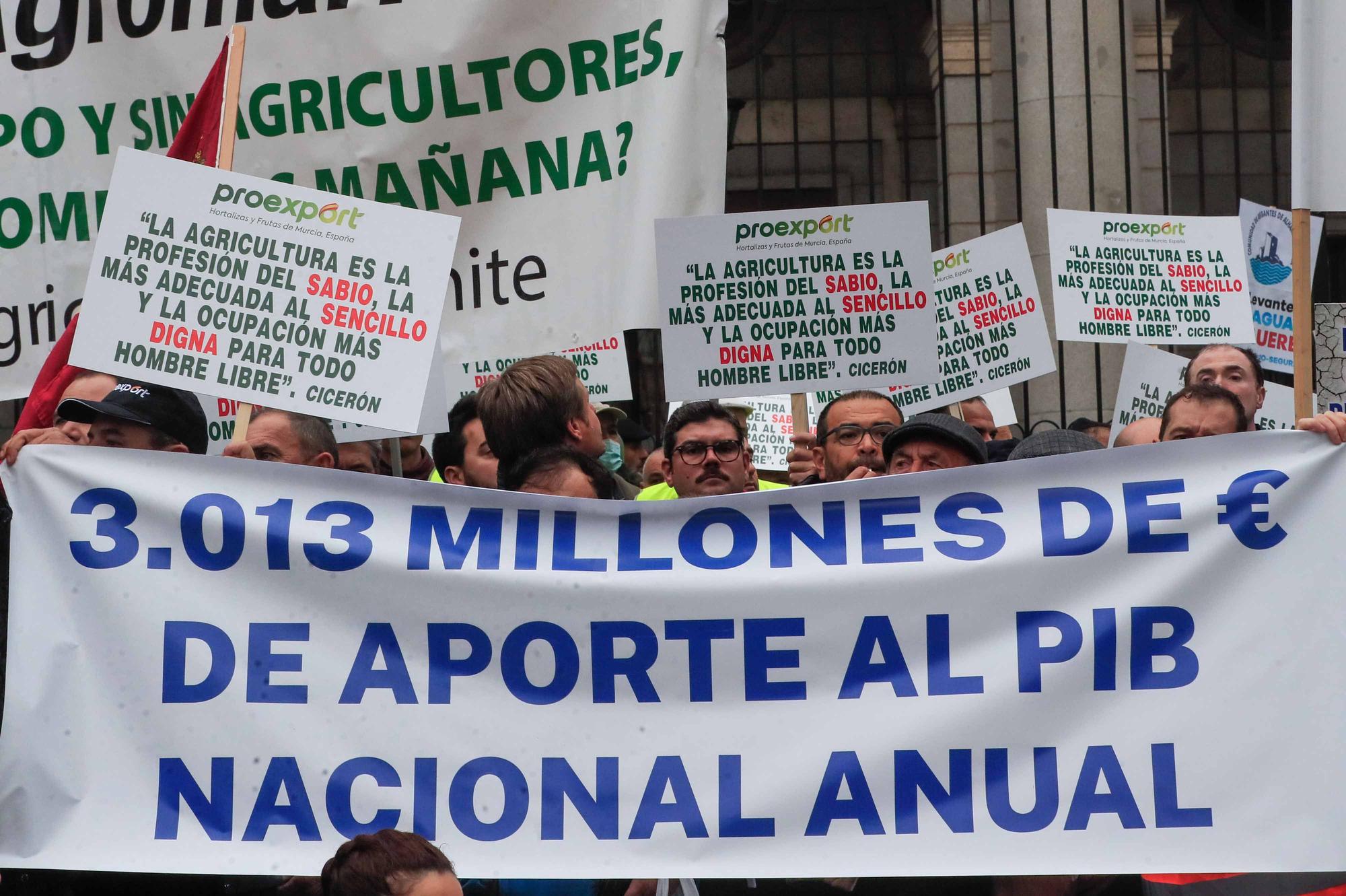 Manifestación en Madrid  exigir la retirada inmediata del recorte del Tajo-Segura