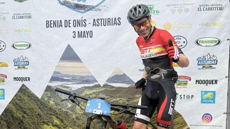 El cangués Javier del Cueto ganador de la III MTB Pastores Picos de Europa, en Benia de Onís