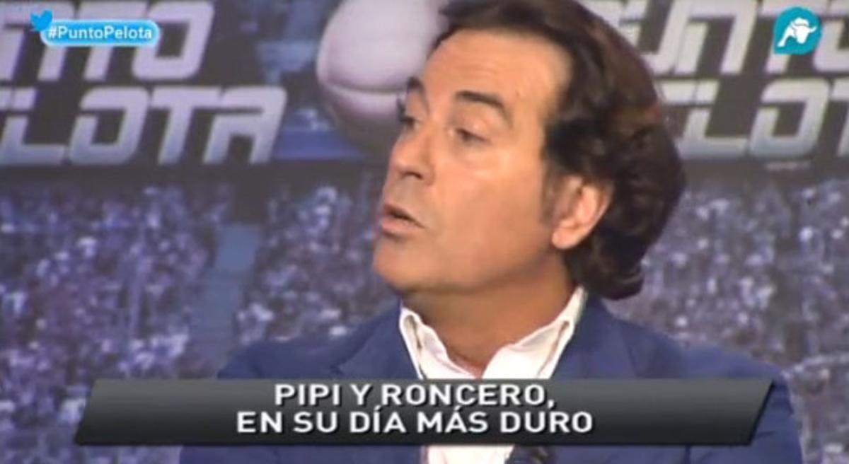 Pipi Estrada comentava el que havia passat a Twitter. Pipi Estrada comentava el que havia passat a Twitter.
