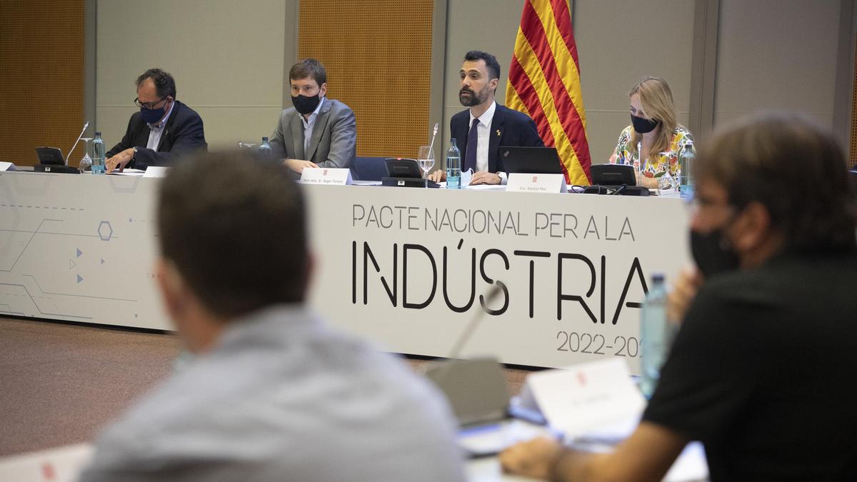 Roger Torrent, en el Pacte Nacional per a la Indústria