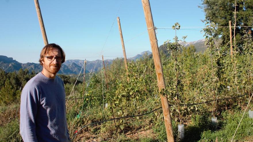 «M&#039;arriba molta energia de la terra quan la treballo i la cuido, és sanadora»