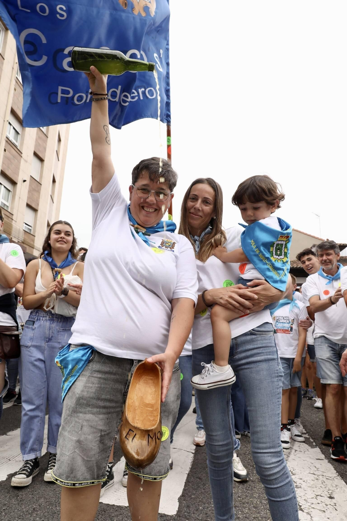 En imágenes: Miles de romeros celebran el Carmín en la Pola
