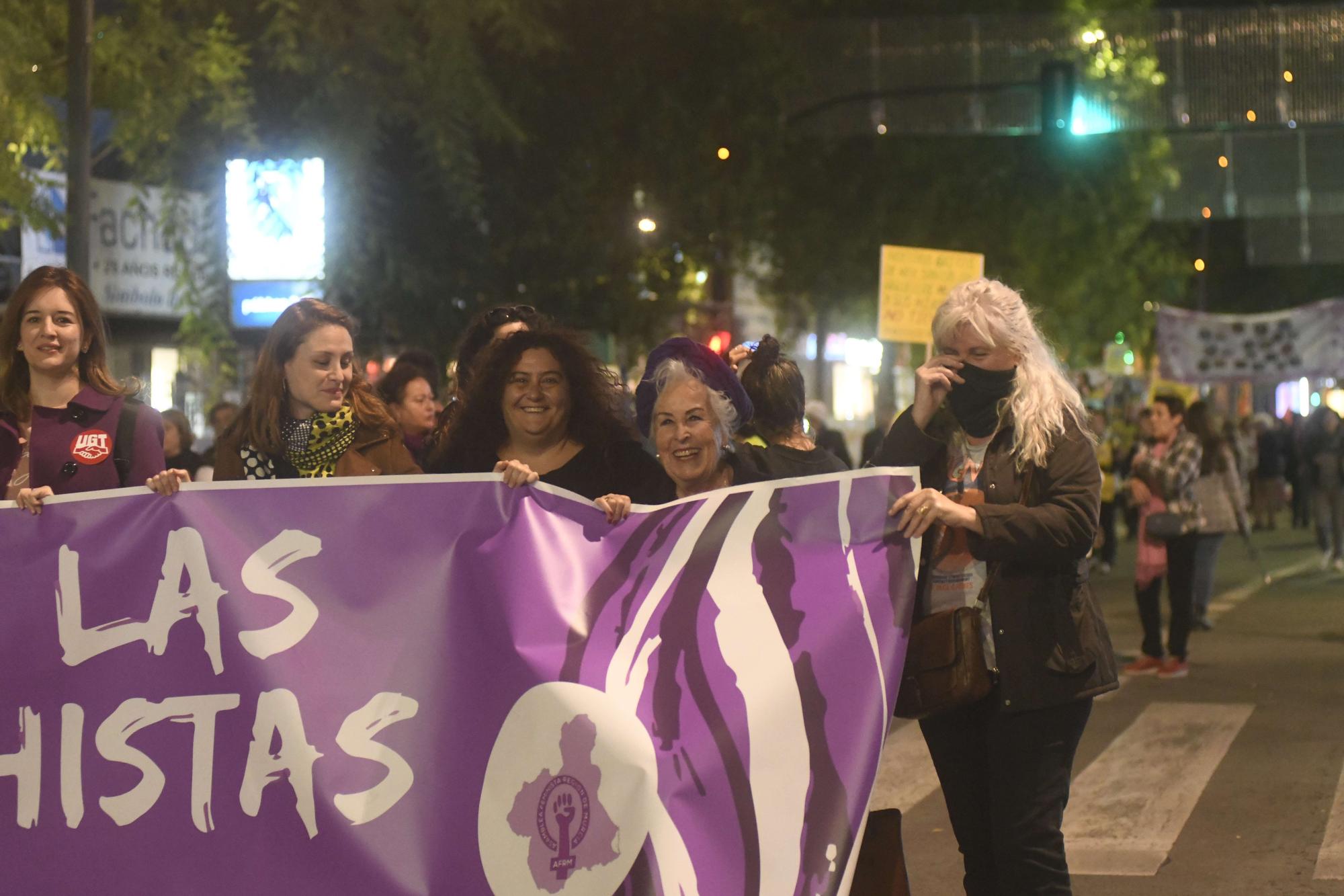 Las imágenes de la manifestación contra la violencia machista en Murcia