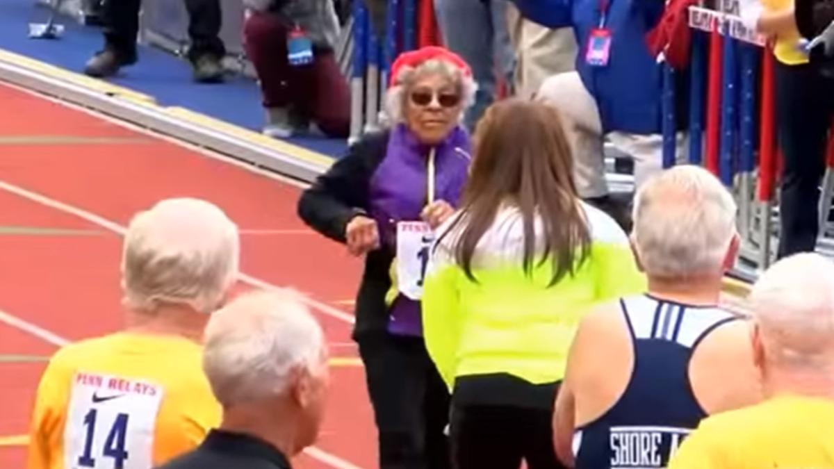 La atleta de 100 años batió el récord mundial