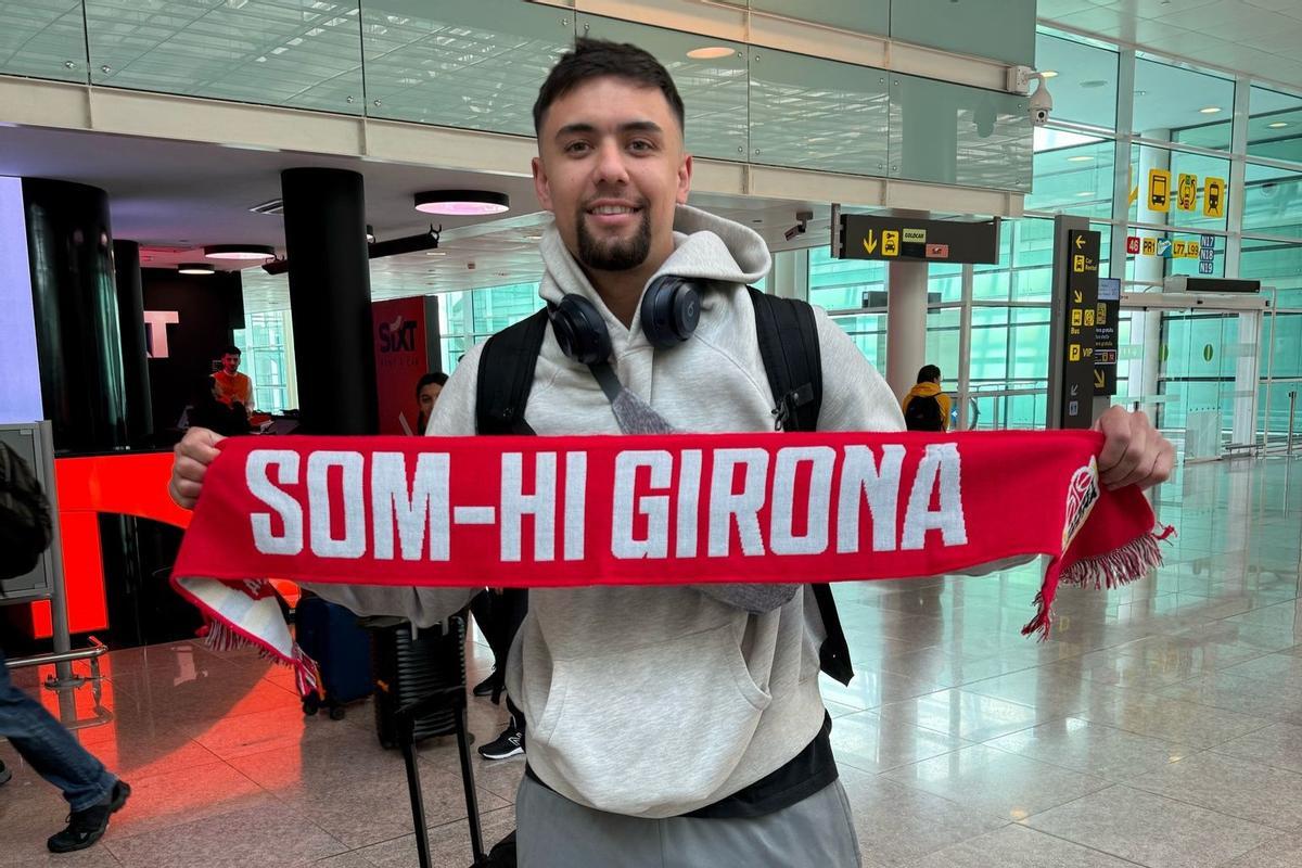 Lucas aterrizó este lunes en Barcelona y realiará su primer entrenamiento este martes