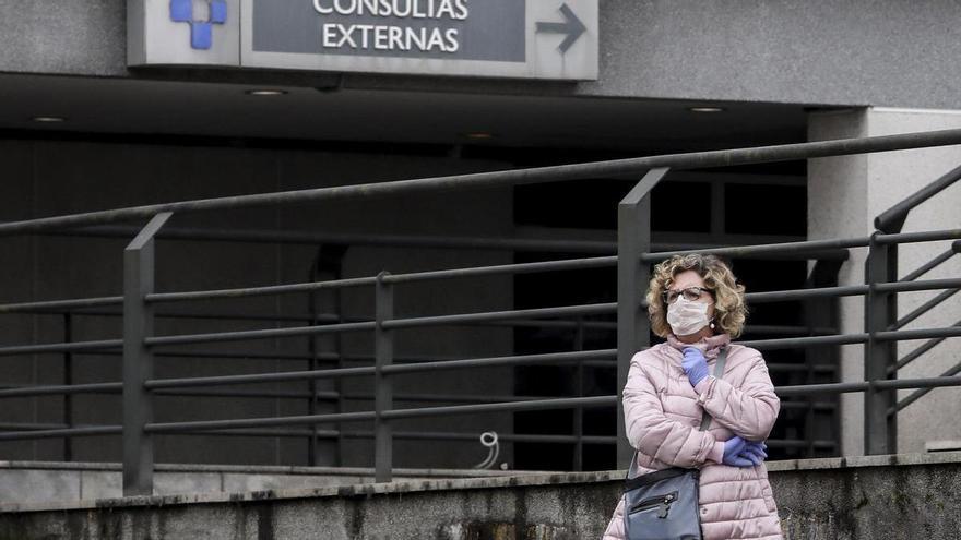 El uso de mascarilla será obligatorio en los centros sanitarios y farmacias de Asturias desde esta medianoche