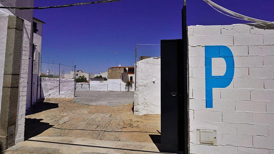 El Consistorio de Pozoblanco habilita un nuevo aparcamiento en Virgen de la Salud