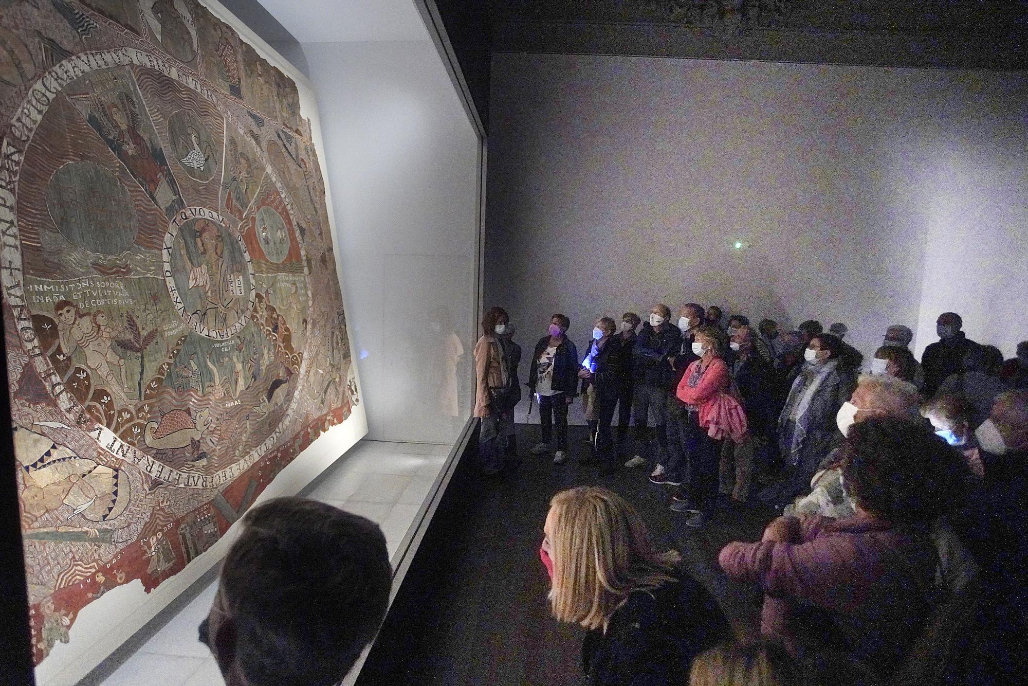 La reforma del museu porta els visitants de la Catedral fins al Tresor i el Tapís