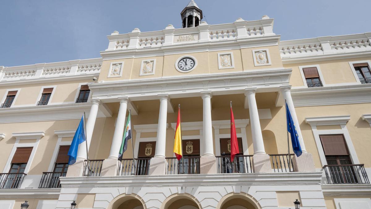 Fachada del Ayuntamiento de Badajoz.