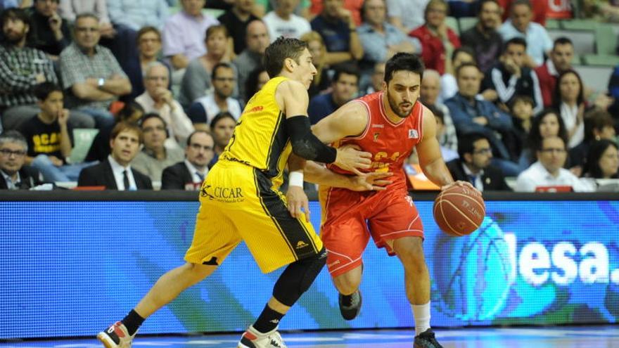 El UCAM vence en casa al Tenerife