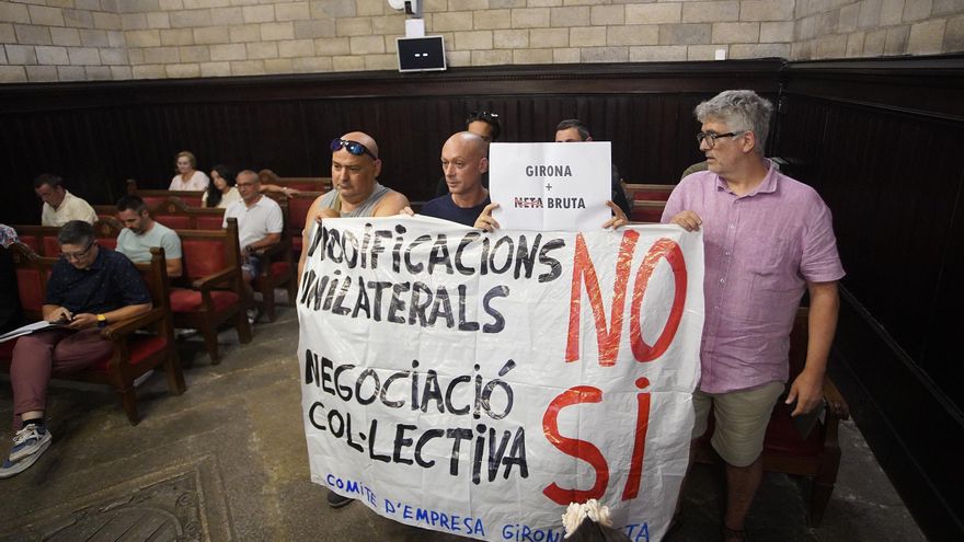 Les fotos del ple de Girona on s'ha aprovat la modificació del contracte de neteja