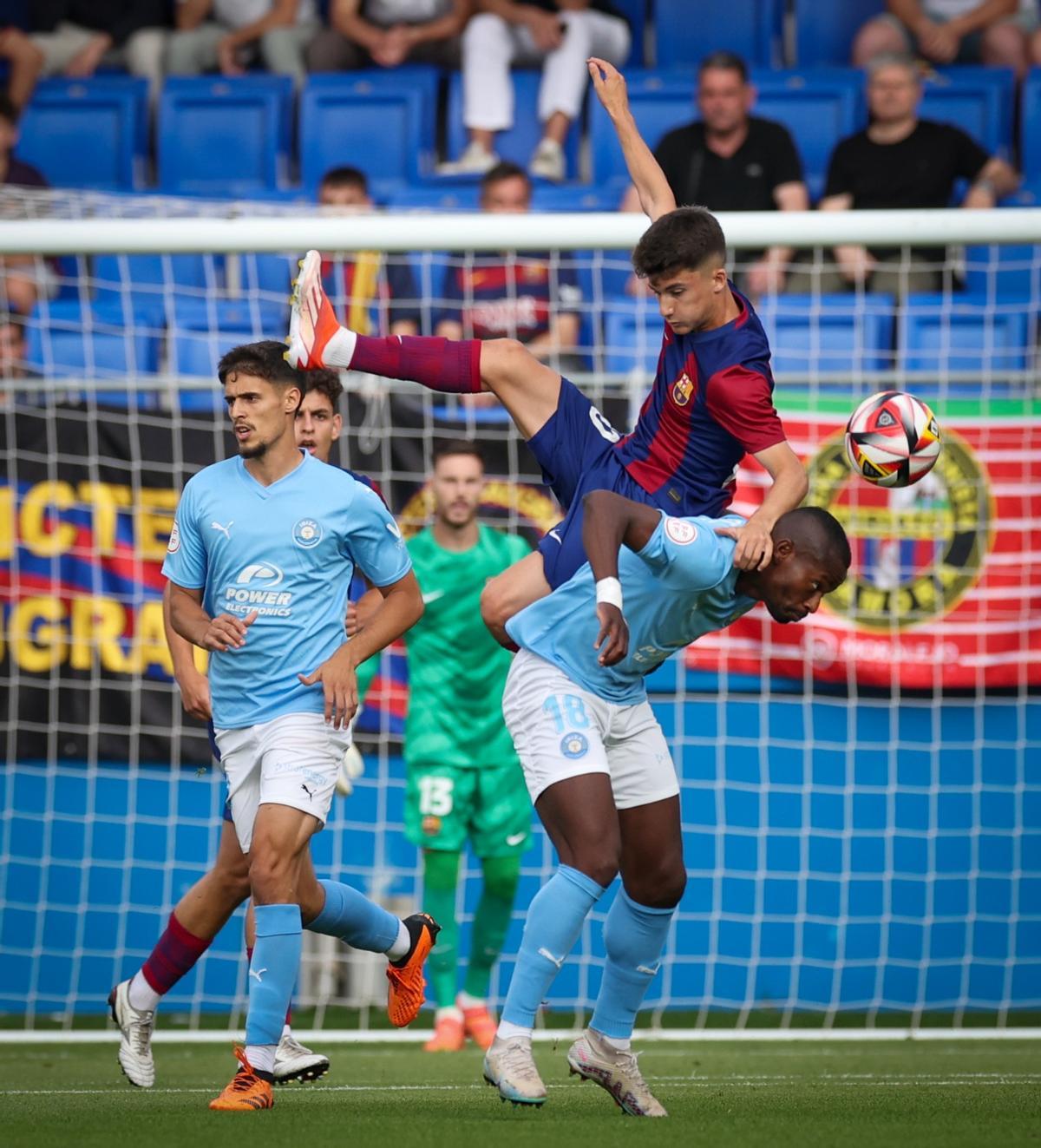 Barça Atlètic - UD Ibiza, partido de vuelta de la semifinal del play-off de ascenso a Segunda, en imágenes.