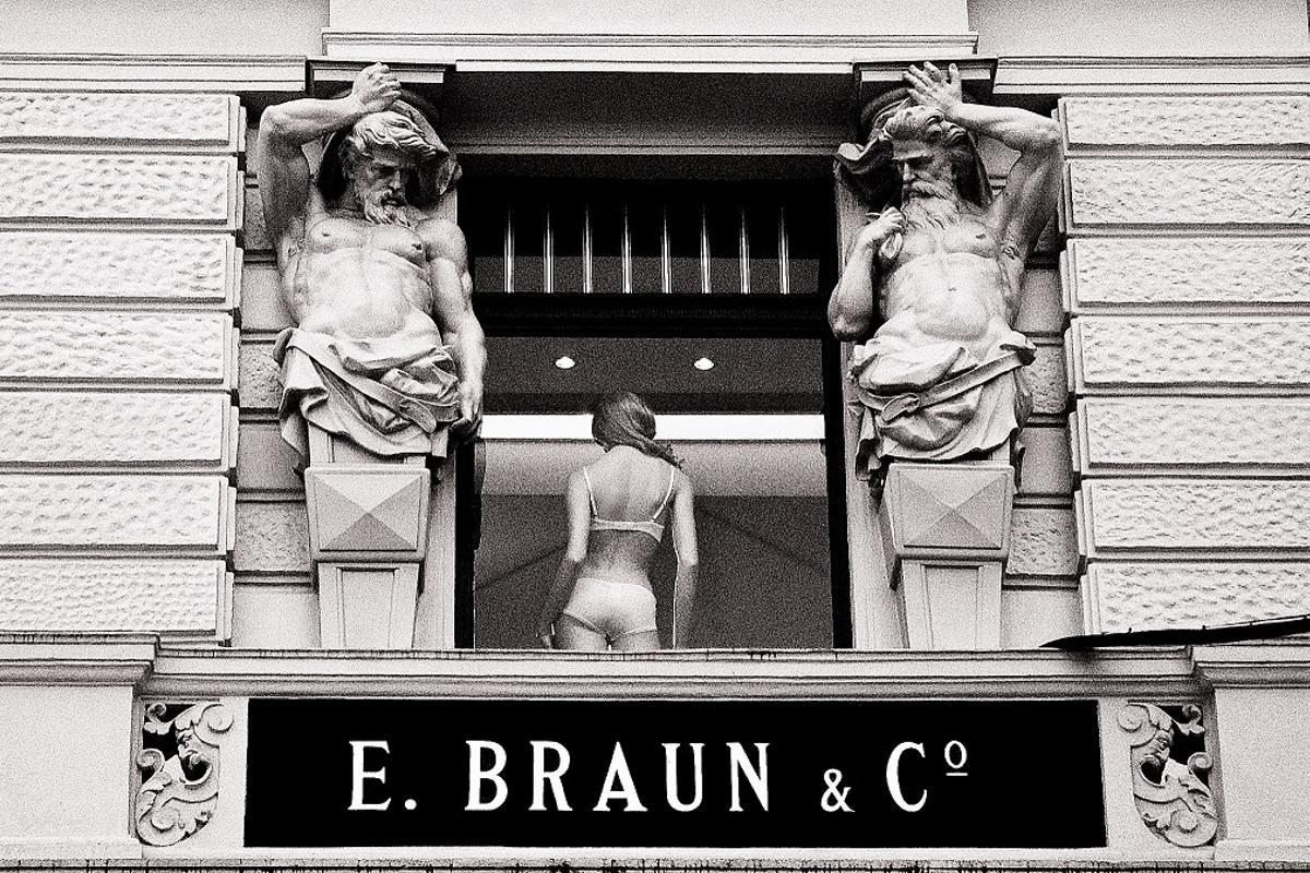 Un dels més de 100.000 documents que composen l'arxiu de Lluís Maimí