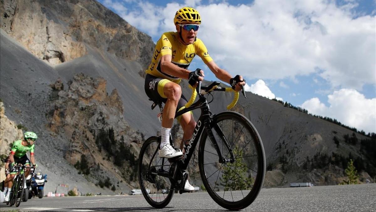 Chris Froome, en plena Casse Désserte, del Izoard