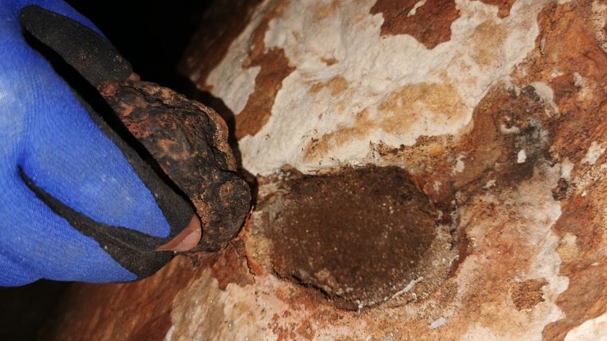 Hallan posibles pruebas de presencia humana prehistórica en la nueva Cueva de La Araña